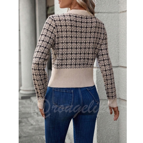 Beige Plaid Button Up Cardigan Knit Long Sleeve Chest Pocket - Picture 6 of 8